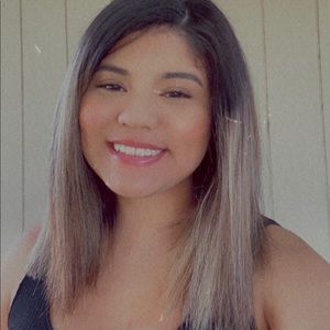 Meet your Posher, Janelly